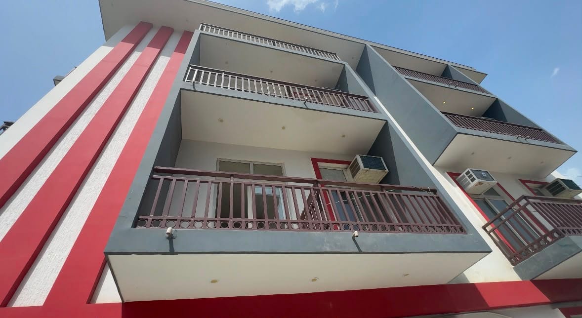 White House Boys Hostel Gallery Image 8